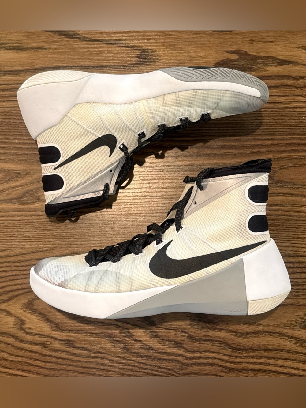 Men’s Size 8.5 Nike Hyperdunk 2015 Basketball Shoes White 749561-100 - NEW